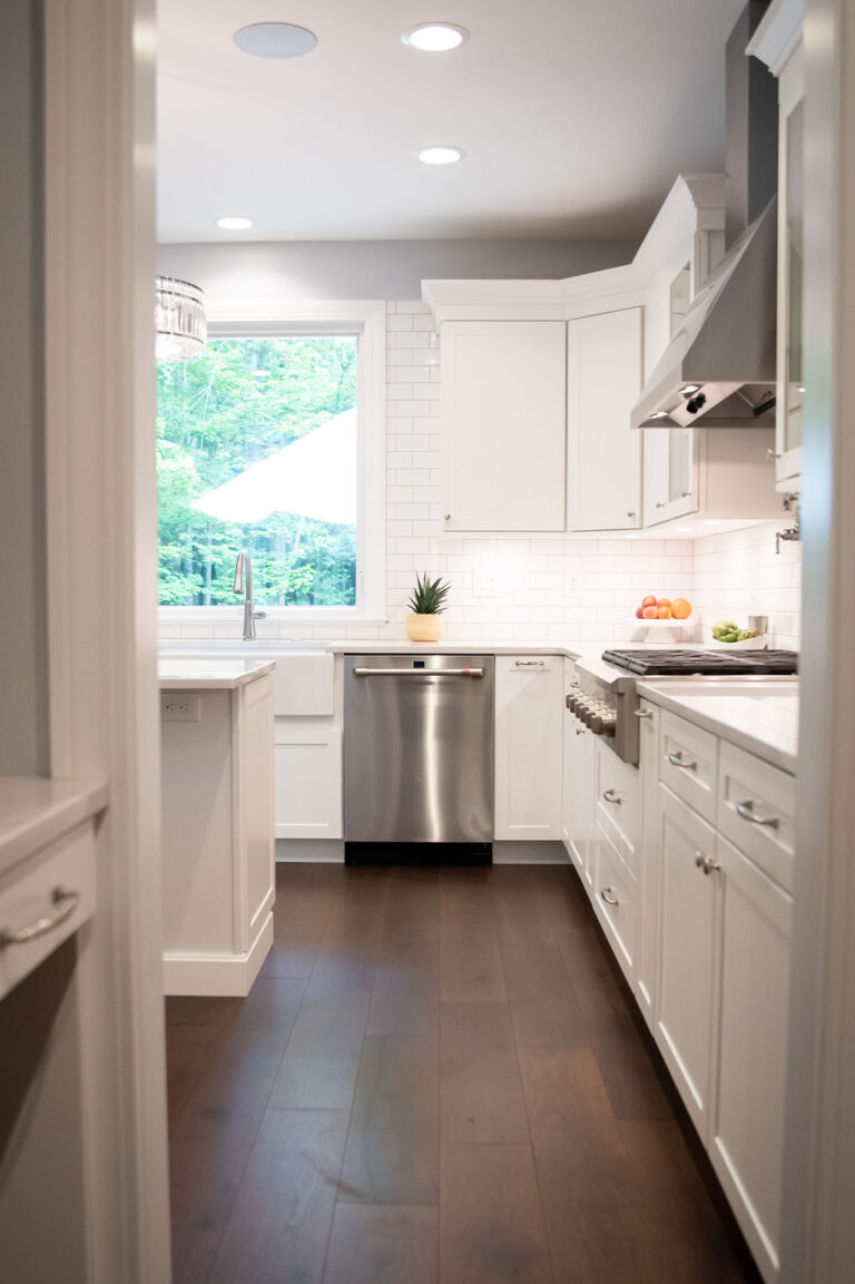 Hemlock Lane, Moreland Hills Kitchen Entrance