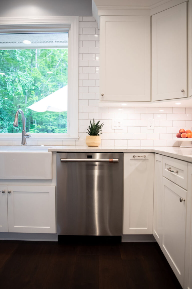 Hemlock Lane, Moreland Hills Kitchen Dishwasher