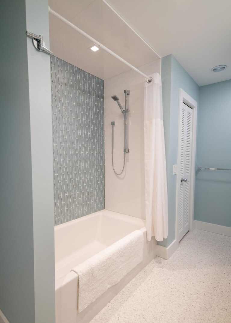 Coronada Drive Mentor Bathroom