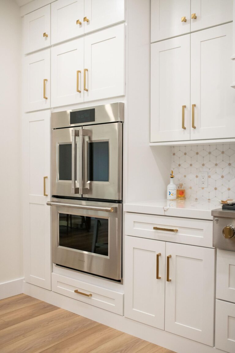 Pine Valley Drive Kitchen