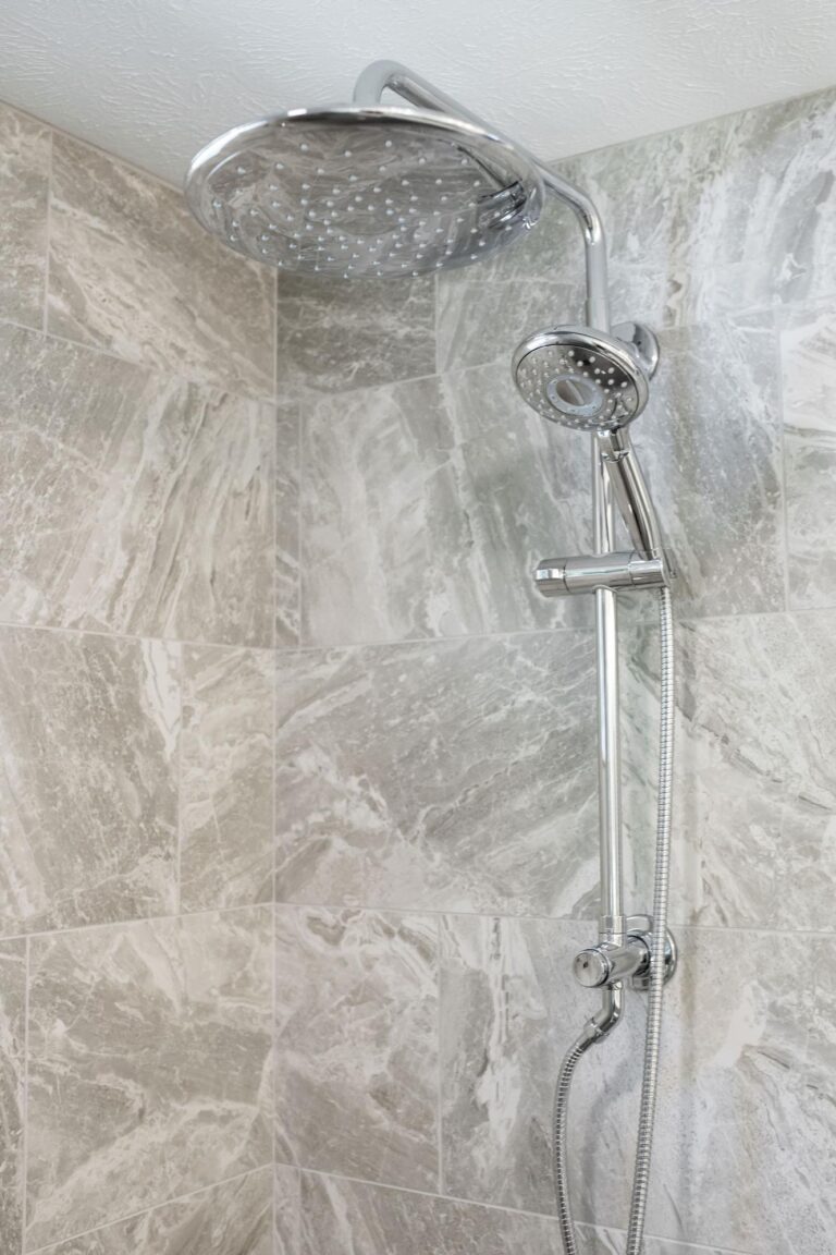 Aileen Drive Mentor Residence Bathroom Shower Head