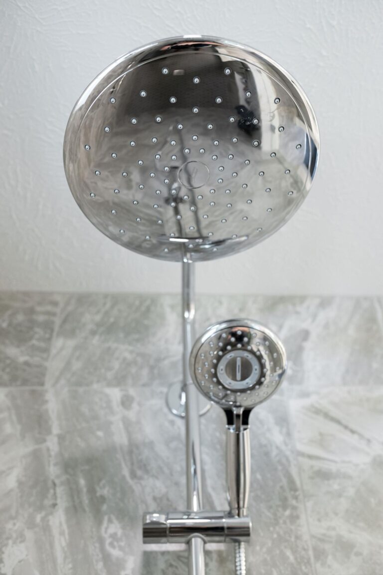 Aileen Drive Mentor Residence Bathroom Shower Head